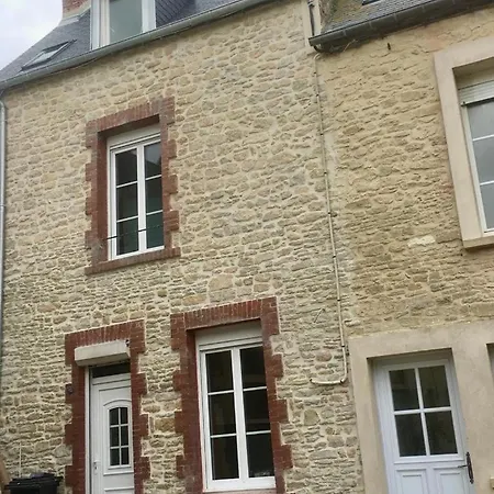 Maison De Pecheur En Bord De * Grandcamp-Maisy